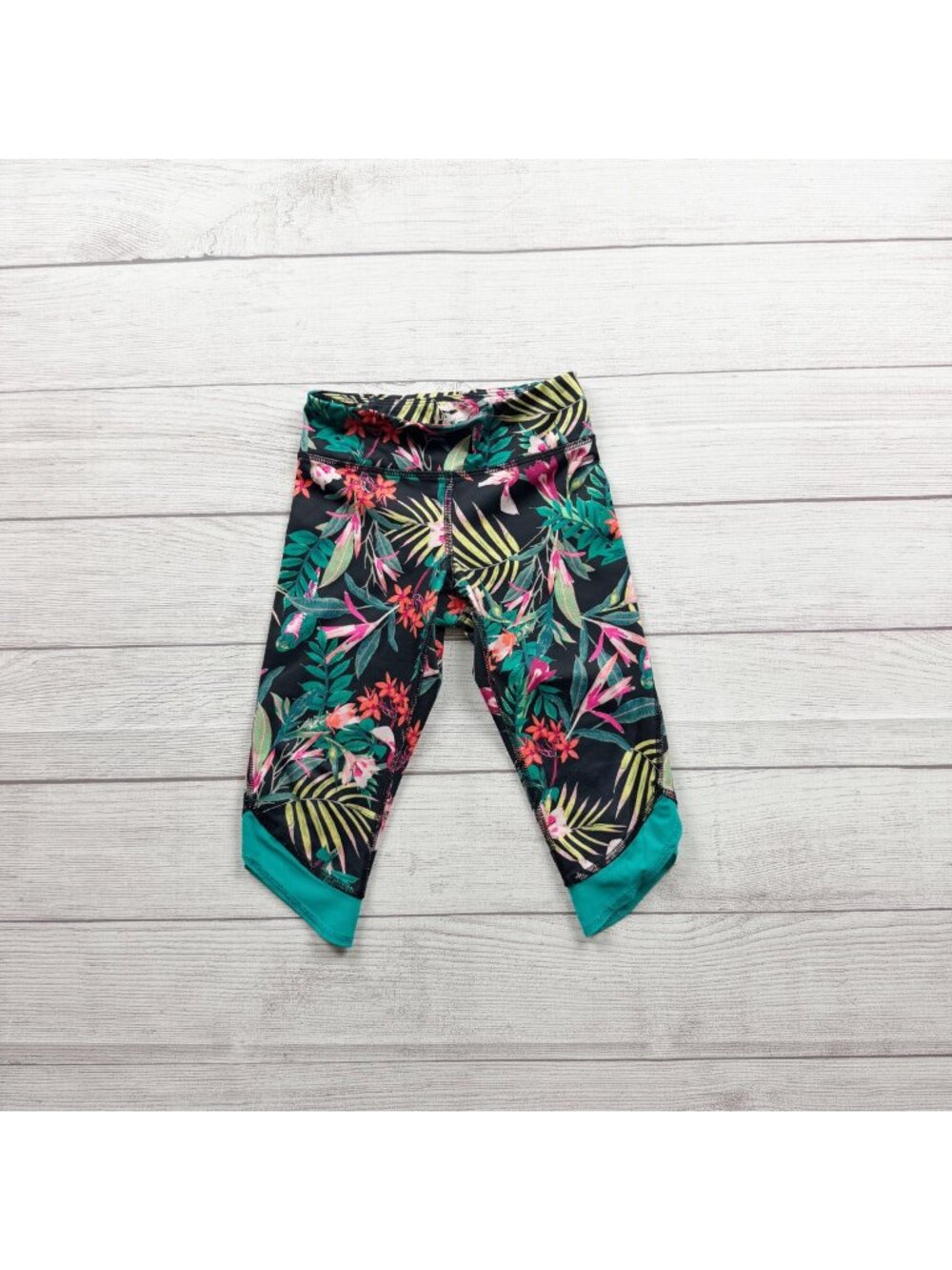 Old Navy Active Girls Tropical Print Athletic Capris Multicolor XS 5